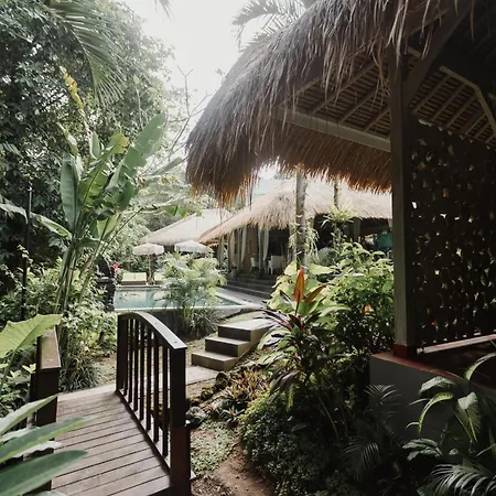 Maylie Bali Villa & Bungalows-3